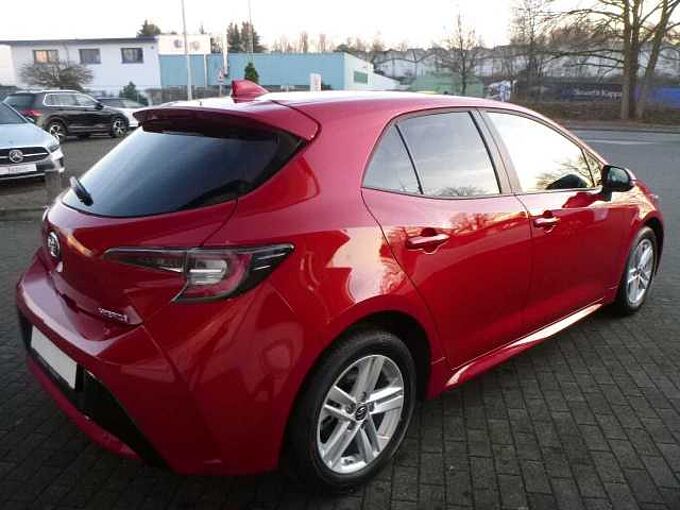 Toyota Corolla Hybrid 1.8 Style - LED, SH+LH, KeyFree