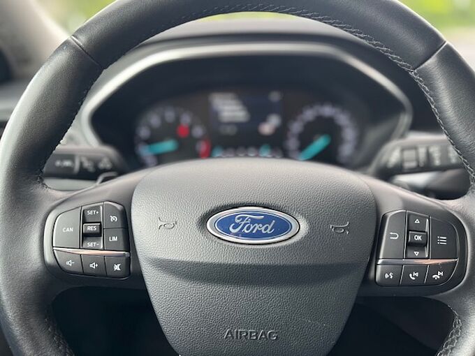 Ford Focus Active - Navi, LED, SHZ, PDC. ...