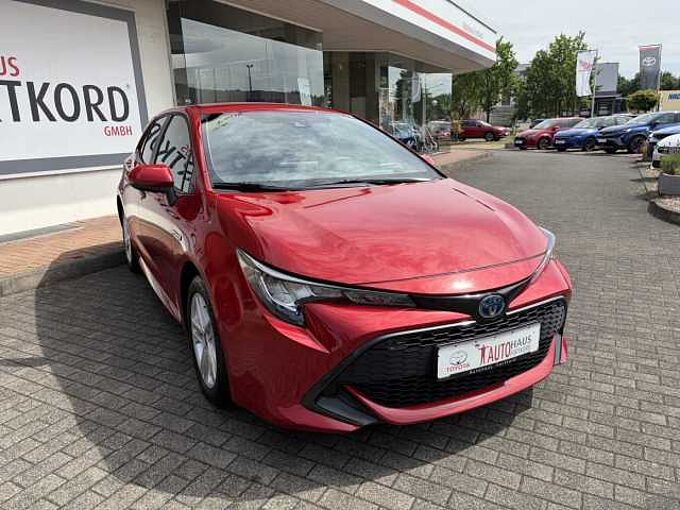 Toyota Corolla Hybrid 1.8 Style - LED, SH+LH, KeyFree