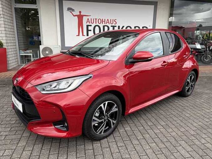 Toyota Yaris Style - 1.5 Hybrid - Navi, KEYLESS, SHZ.