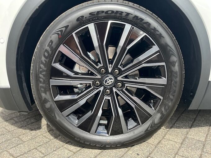 Toyota C-HR + Plus Lounge 4x4 - 77kwh - JBL, Pano., 360&deg; Kam., ...