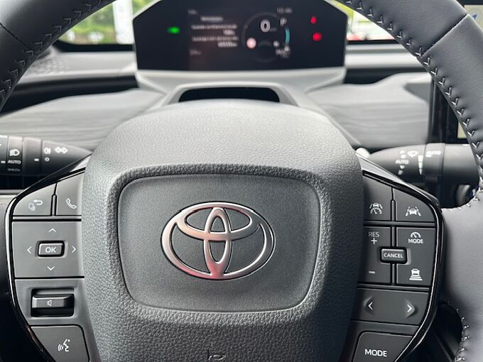 Toyota C-HR + Plus Lounge 4x4 - 77kwh - JBL, Pano., 360&deg; Kam., ...