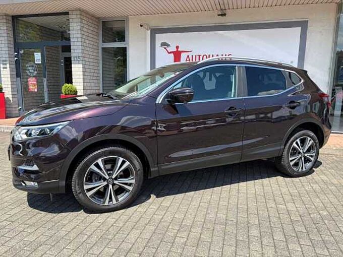 Nissan Qashqai 4x4 Acenta + 1.7 dCi - AHK, Navi, Pano, LED