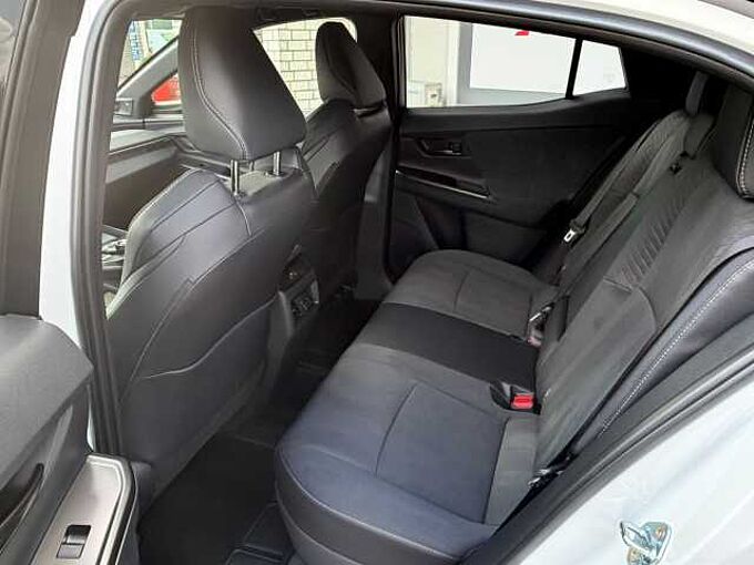 Toyota C-HR + Plus Lounge 4x4 - 77kwh - JBL, Pano., 360&deg; Kam., ...