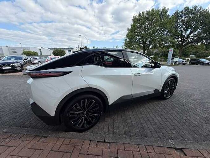 Toyota C-HR + Plus Lounge 4x4 - 77kwh - JBL, Pano., 360&deg; Kam., ...