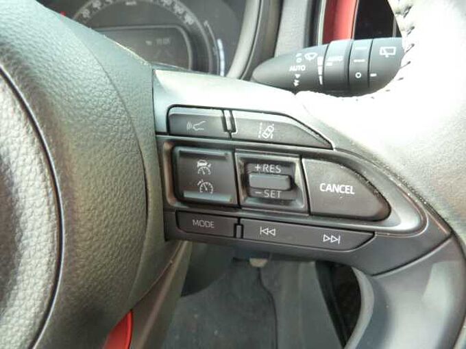 Toyota Aygo X Pulse Edition - LED, Navi, SZ, PDC, Alu 18'