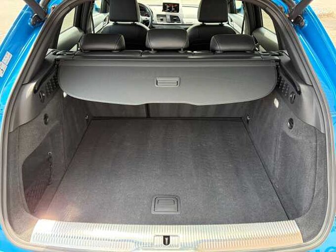 Audi Q3 2.0 TDI quattro S Line - Navi, LED, AHK, SZ, elektr. Klappe