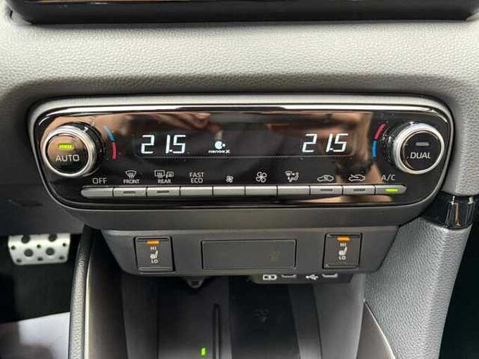 Toyota Yaris 1.5 Hybrid GR Sport - Head-Up, Navi, LH, SHZ, ... -
