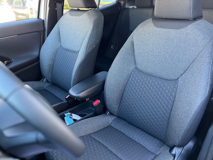 Toyota Yaris Cross Style 'Teamplayer' 1.5 Hybrid - Navi, LED, SZ, LH, Alu