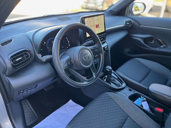 Toyota Yaris Cross Style 'Teamplayer' 1.5 Hybrid - Navi, LED, SZ, LH, Alu