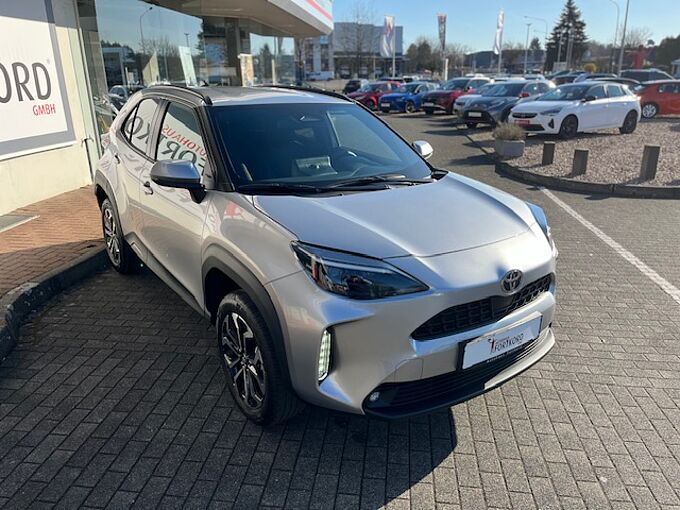 Toyota Yaris Cross Style 'Teamplayer' 1.5 Hybrid - Navi, LED, SZ, LH, Alu