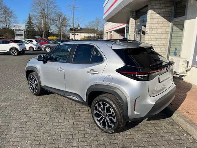 Toyota Yaris Cross Style 'Teamplayer' 1.5 Hybrid - Navi, LED, SZ, LH, Alu