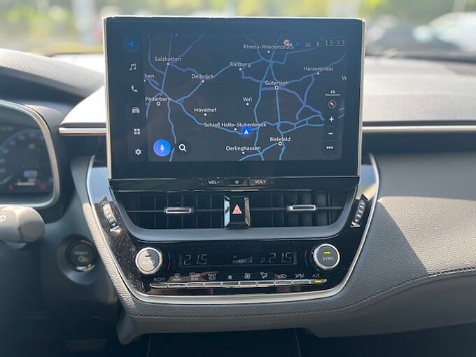 Toyota Corolla Cross 2.0 Hybrid Teamplayer - Navi, LHZ., SHZ,. LED ...