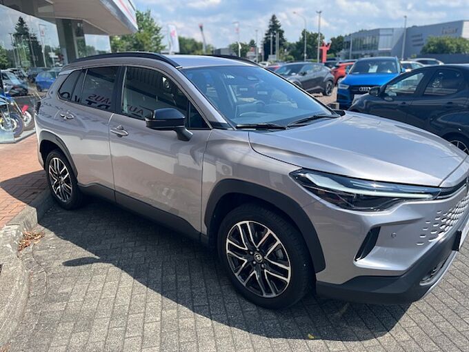 Toyota Corolla Cross 2.0 Hybrid Teamplayer - Navi, LHZ., SHZ,. LED ...