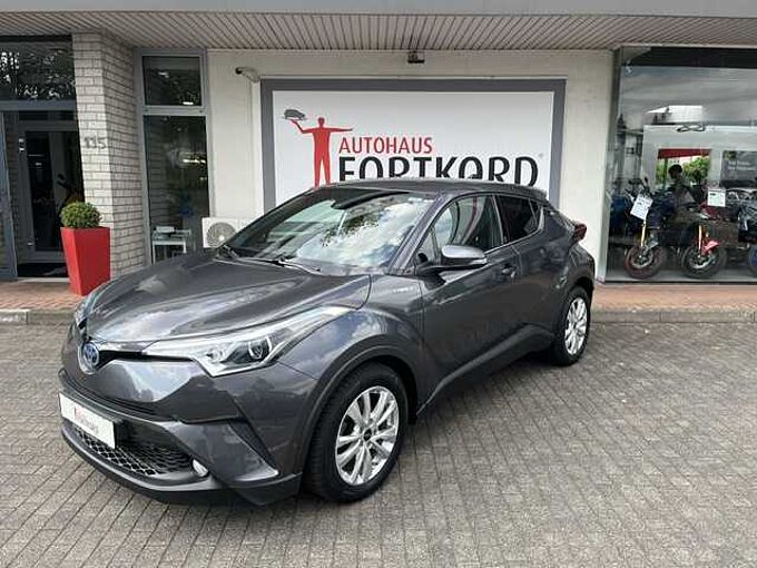 Toyota C-HR 1.8 Hybrid Team D - IPS, LED, LH+SH, PDC, ...