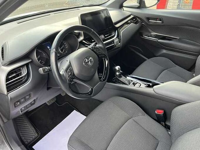Toyota C-HR 1.8 Hybrid Team D - IPS, LED, LH+SH, PDC, ...