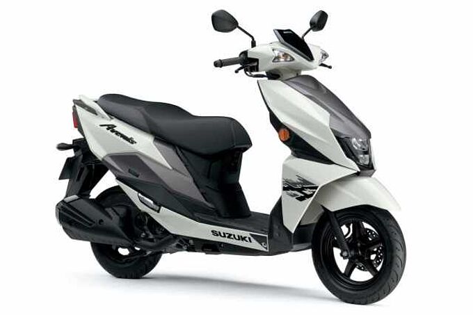 Suzuki Avenis sehr gepflegt - wenig gelaufen !