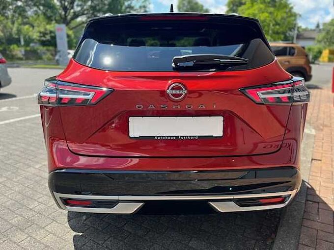 Nissan Qashqai 1.3MHEV Tekna Plus + XTronic - Facelift 26 Pano, Bose, 20'