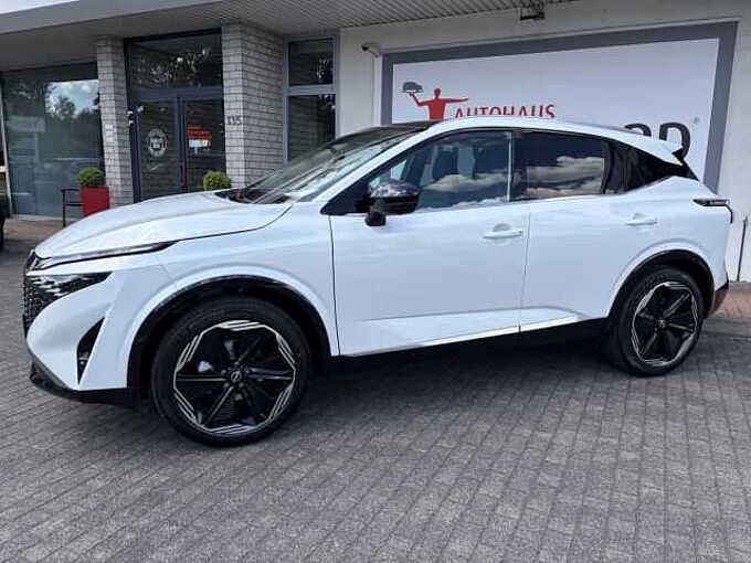 Nissan Qashqai 1.3MHEV Tekna Plus + XTronic - Facelift 26 Pano, Bose, 20'