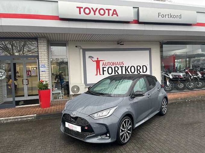 Toyota Yaris 1.5 Hybrid GR Sport - NAVI, LED, PDC, SZ ... -
