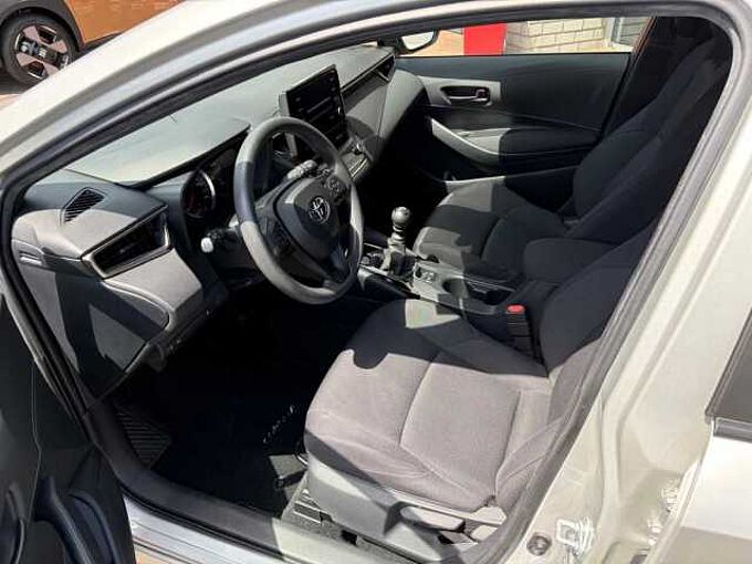 Toyota Corolla 1.2 Turbo - BT, Klima, Alu  ... sehr gepflegt !