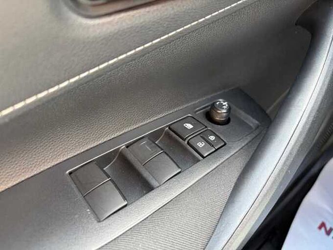 Toyota Corolla 1.2 Turbo - BT, Klima, Alu  ... sehr gepflegt !