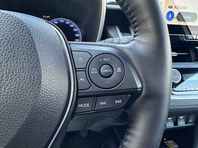 Toyota Corolla Cross 1.8 Hybrid Style - Allwetter, NAVI, LHZ, LED, PDC, SZ