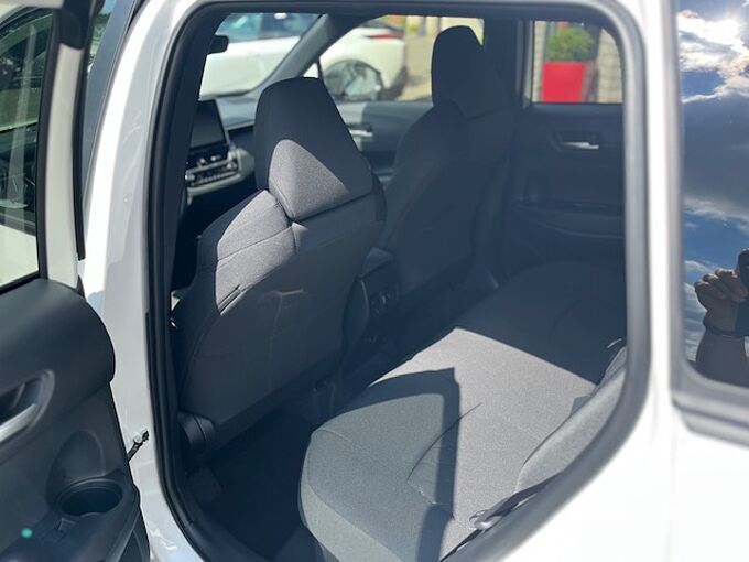 Toyota Corolla Cross 1.8 Hybrid Style - Allwetter, NAVI, LHZ, LED, PDC, SZ