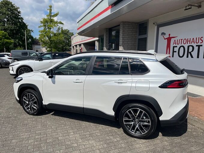 Toyota Corolla Cross 1.8 Hybrid Style - Allwetter, NAVI, LHZ, LED, PDC, SZ
