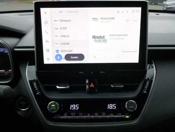 Toyota Corolla Cross 2.0 Hybrid Style 4x4 - Allwetter, LED, LHZ., Navi., ...