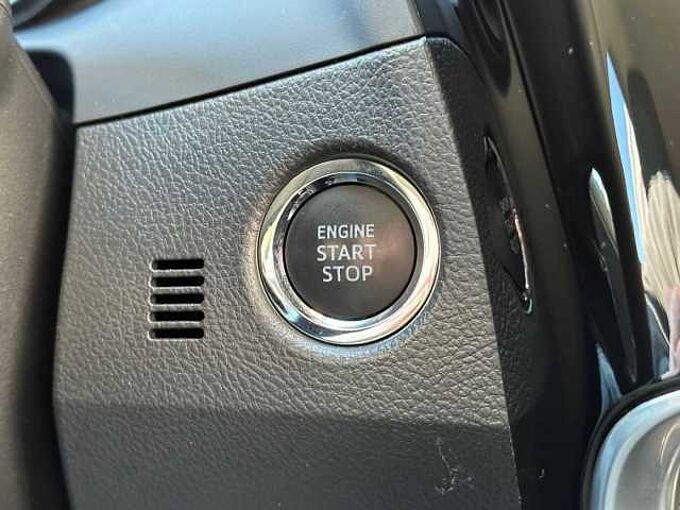 Toyota Auris 1.2 Turbo Team Deutschland - Keyfree, CAM, SHZ, BT ... -