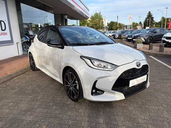 Toyota Yaris 1.5 Hybrid GR Sport - Navi., LED, HuD, SZ, ...