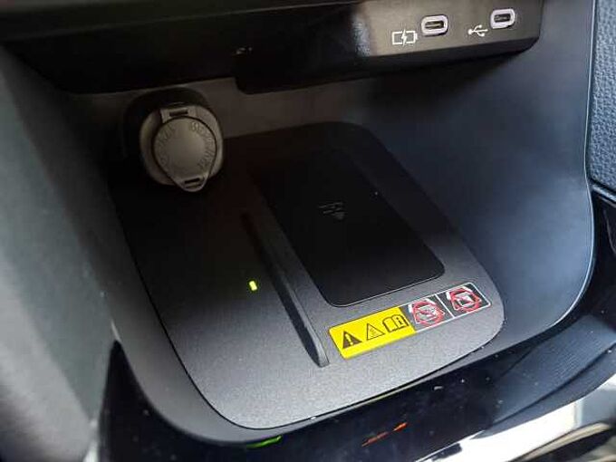 Toyota Yaris Cross ' Teamplayer ' 1.5 Hybrid - Navi, LED, SZ, LH, Alu