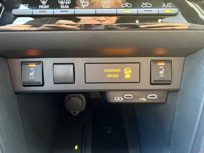Toyota Yaris Cross ' Teamplayer ' 1.5 Hybrid - Navi, LED, SZ, LH, Alu