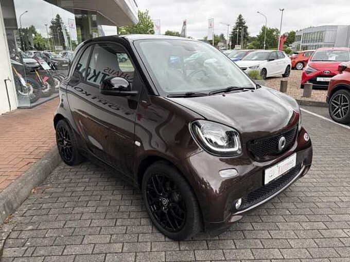 Smart ForTwo PERFECT - Pano., Navi, SHZ, Kam. ...