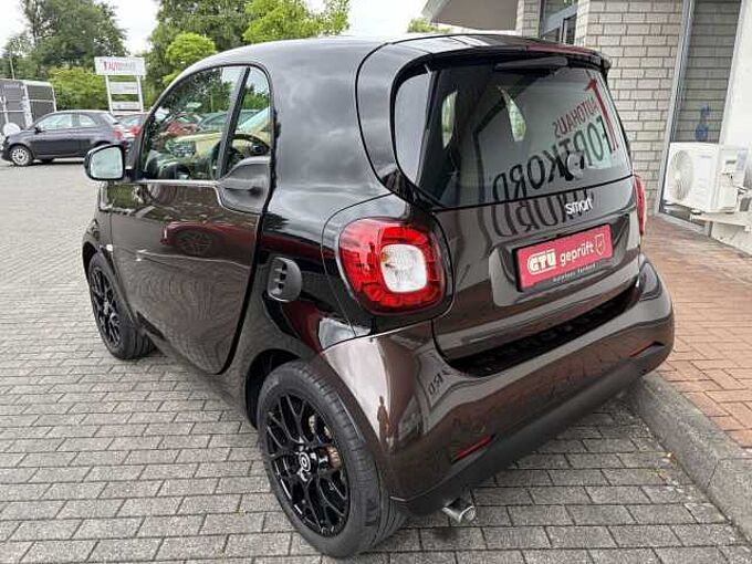 Smart ForTwo PERFECT - Pano., Navi, SHZ, Kam. ...
