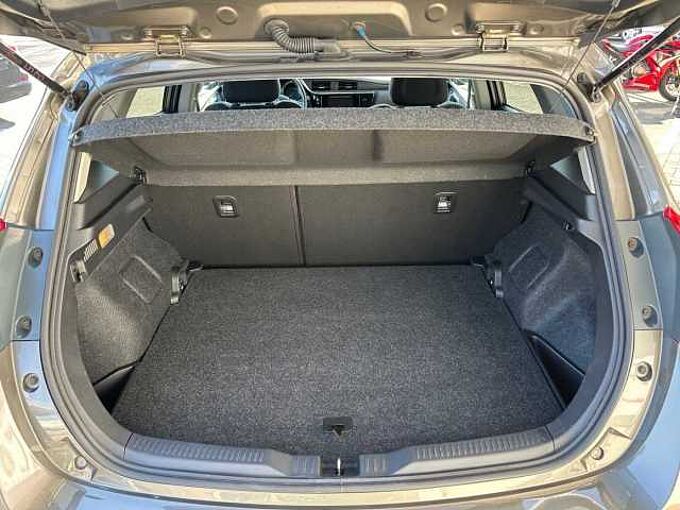 Toyota Auris 1.2 Turbo Team Deutschland - Keyfree, CAM, SHZ, BT ... -