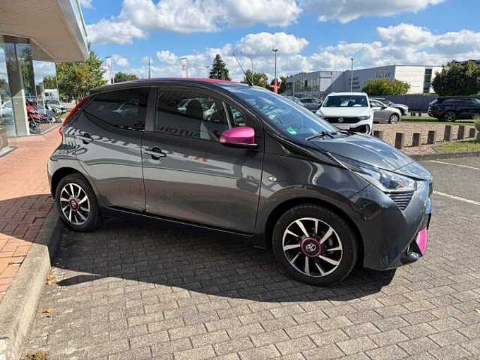 Toyota Aygo X Sky -  Navi, LED, Klima, SZ, Alu, CAM