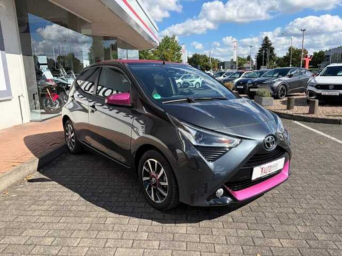 Toyota Aygo X Sky -  Navi, LED, Klima, SZ, Alu, CAM