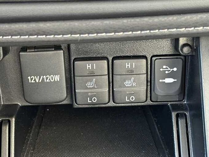 Toyota Auris 1.2 Turbo - Keyfree, CAM, SHZ, BT ... -