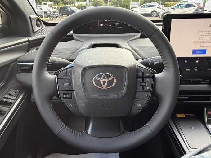 Toyota C-HR + Plus Lounge 4x4 - 77kwh - JBL, Pano. , 360&deg; Kam. , .. .
