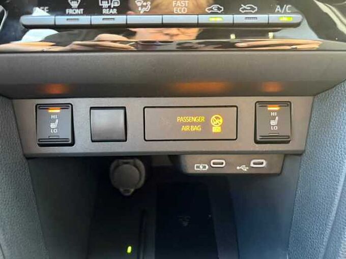 Toyota Yaris Cross ' Teamplayer ' 1.5 Hybrid - Navi, LED, SZ, LH, Alu