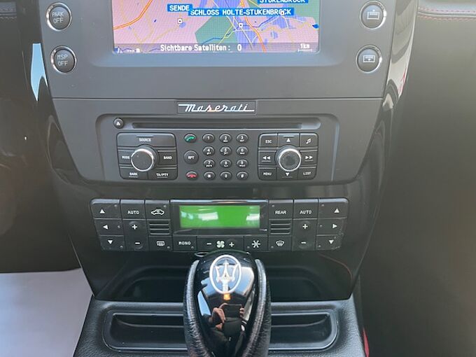 Maserati Quattroporte V Automatik - NAVI, BOSE, SZ, PDC ... -