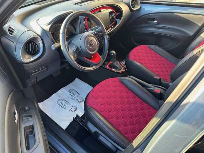 Toyota Aygo X Undercover - AHK., JBL, LED, Navi, SZ, PDC, Alu