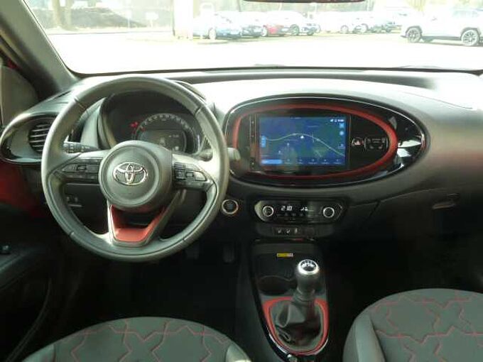 Toyota Aygo X Pulse Edition - LED, Navi, SZ, PDC, Alu 18'