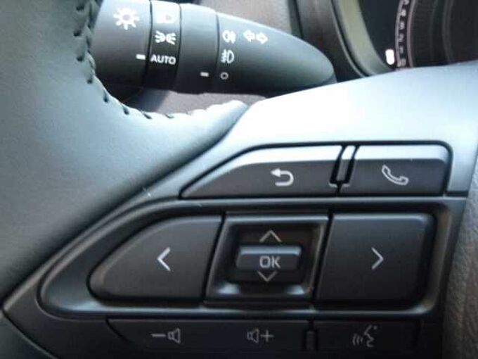 Toyota Aygo X Pulse Edition - LED, Navi, SZ, PDC, Alu 18'