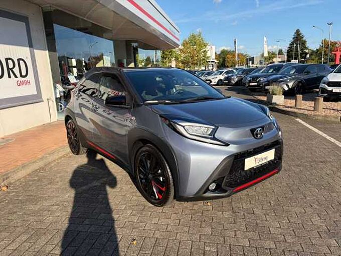 Toyota Aygo X Undercover - JBL, LED, Navi, SZ, PDC, Alu