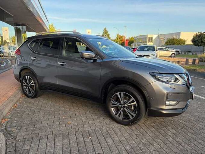 Nissan X-Trail - wenig KM - Navi, SZ, LH, Alu, PDC, LED