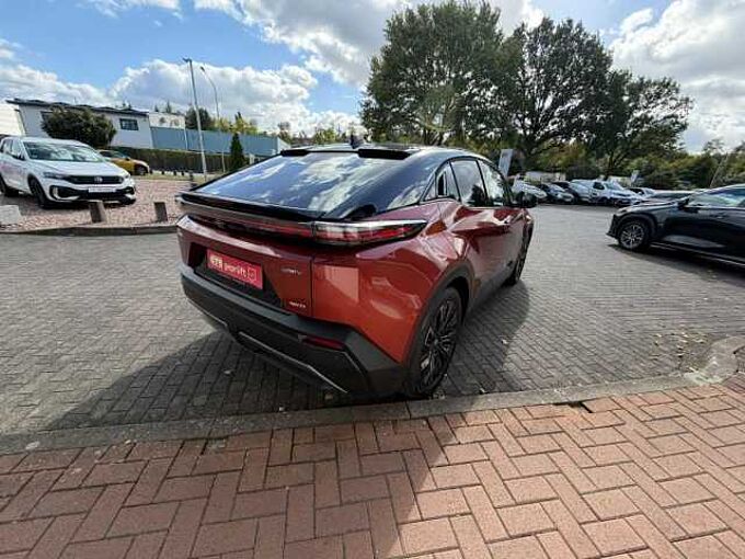 Toyota C-HR + Plus Lounge 4x4 - 77kwh - JBL, Pano., 360&deg; Kam., ...