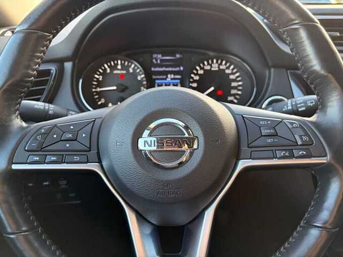 Nissan X-Trail - wenig KM - Navi, SZ, LH, Alu, PDC, LED